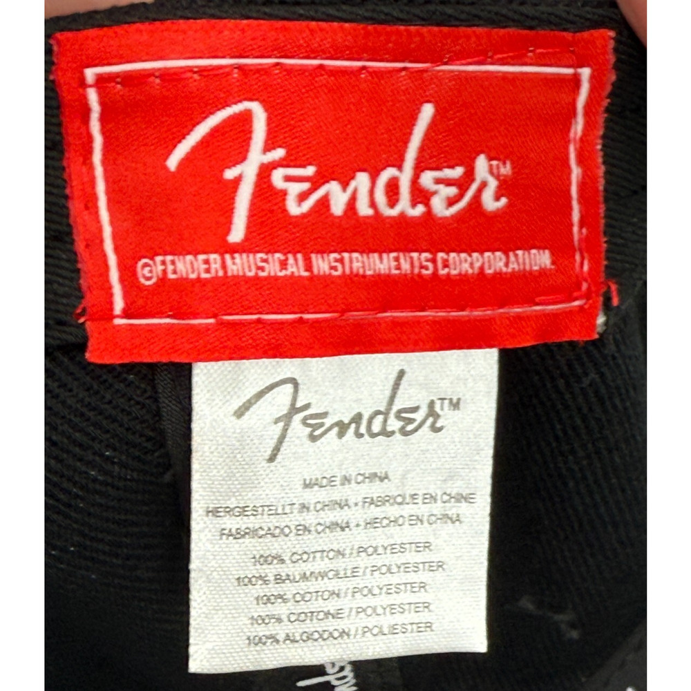 Fender Guitar Hat Camo Snapback Flat Bill Cap Black/Camo Red Logo The Classics - Picture 7 of 8